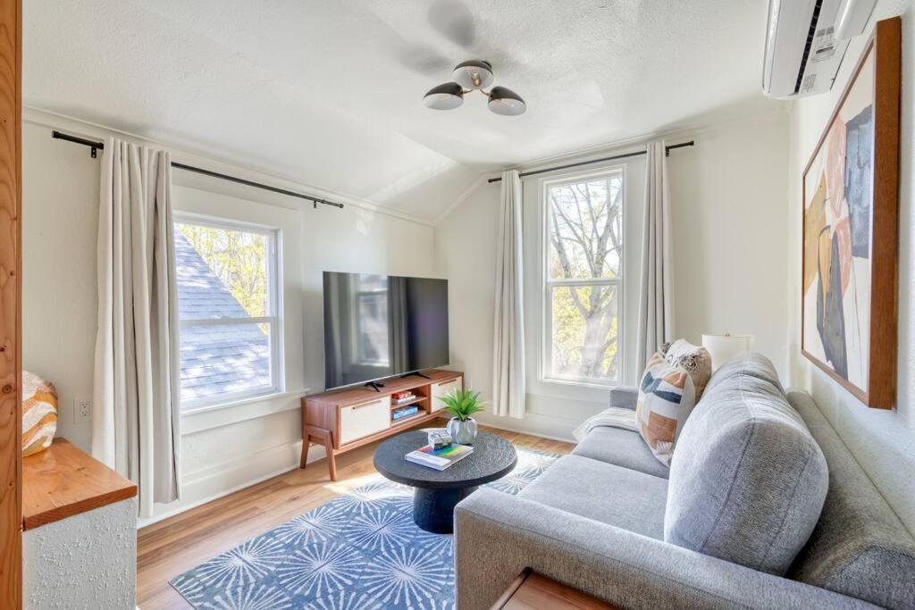 Stay Portland Collection - Portland Oasis - Stylish 4Br Home In Nob Hill Екстериор снимка