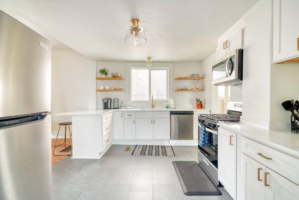 Stay Portland Collection - Portland Oasis - Stylish 4Br Home In Nob Hill Екстериор снимка